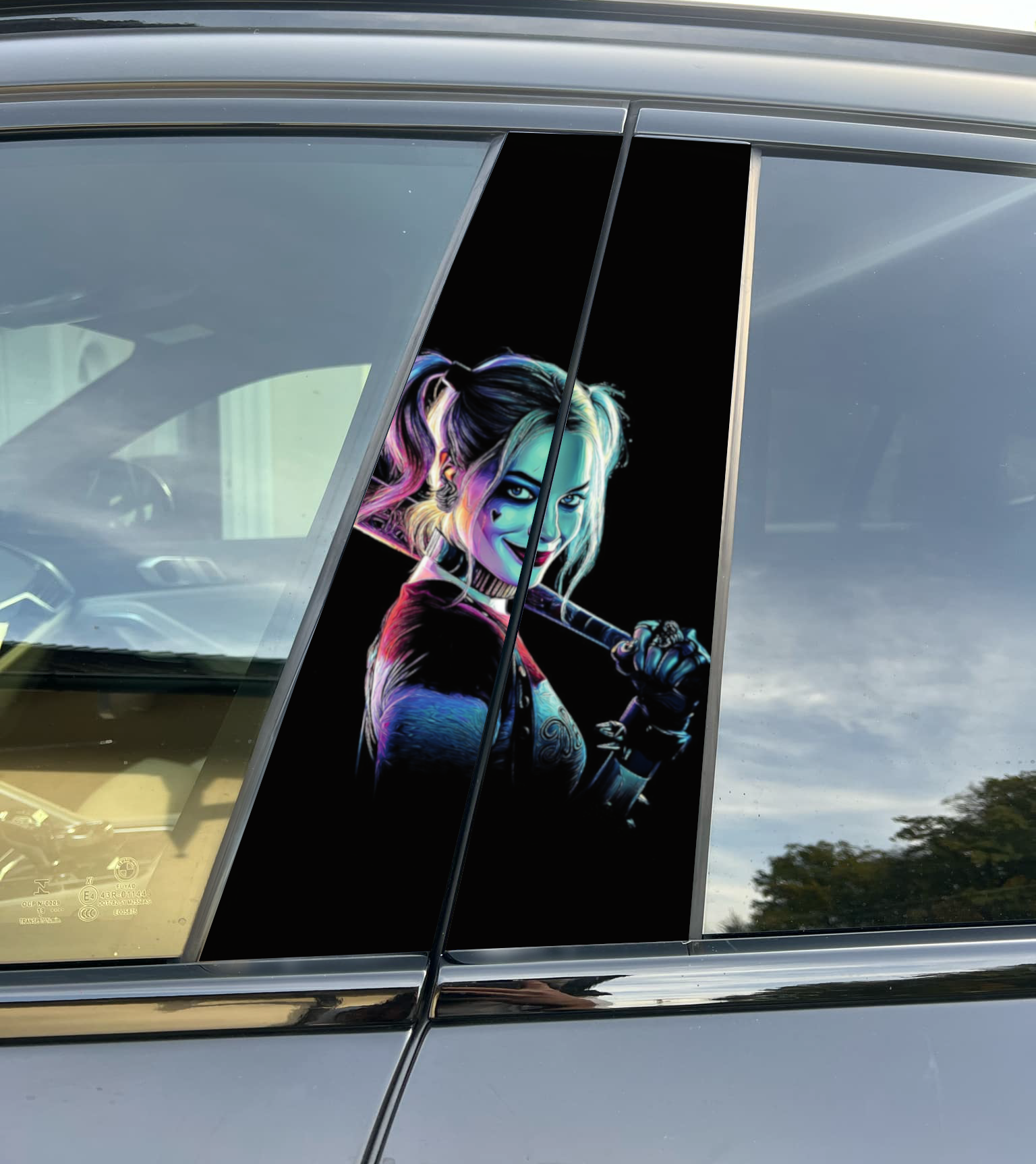 Harley Quinn Holographic B-Pillar Vinyl – Limited Art Edition (50 pcs Worldwide)