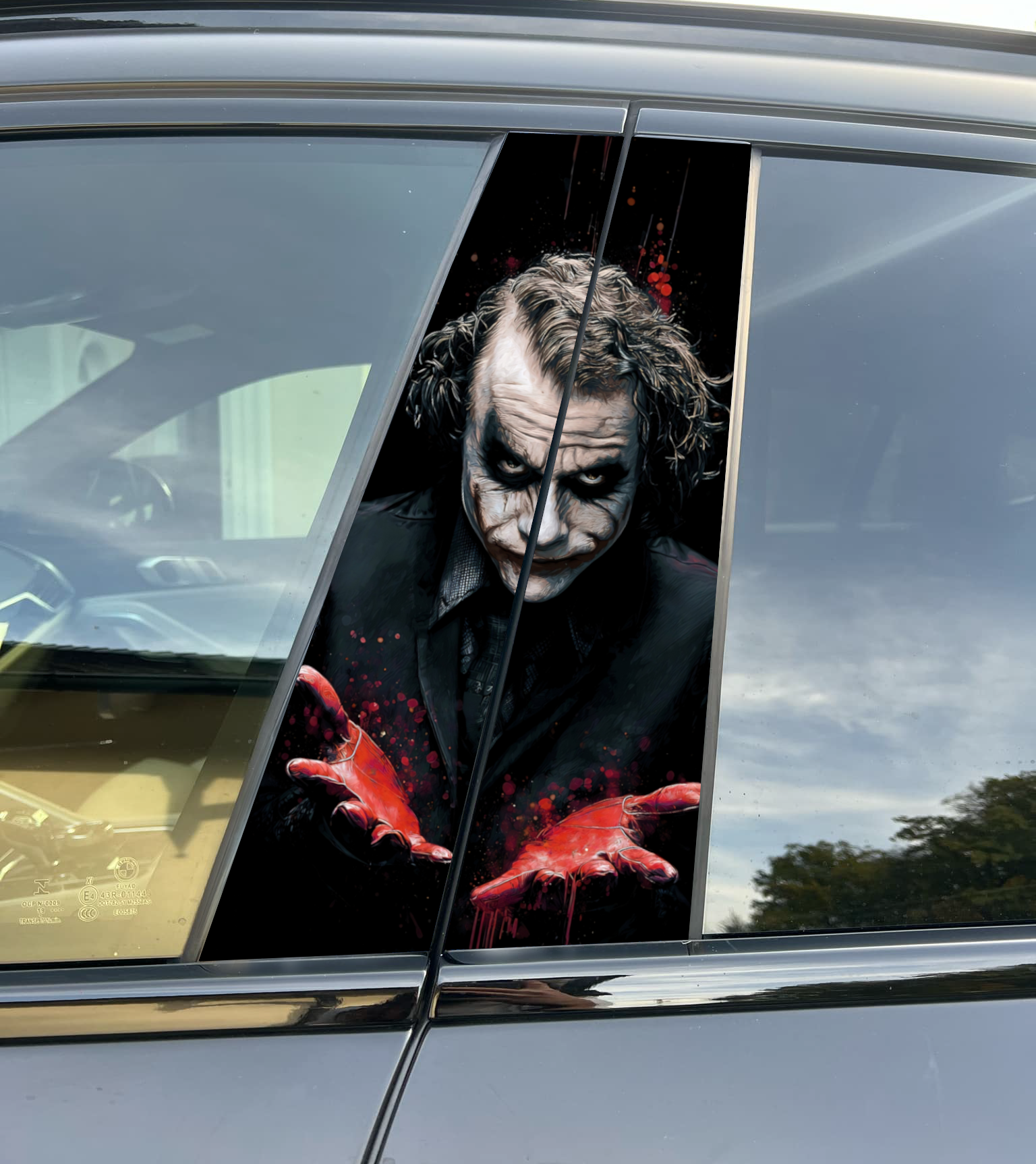 Envoltura de pilar de coche Joker: vinilo premium para pilar B, ajuste personalizado, mate o brillante