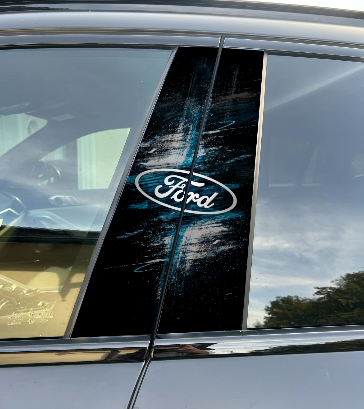 Vinilo premium para pilar B de Pikachu, ajuste personalizado, mate o brillante.